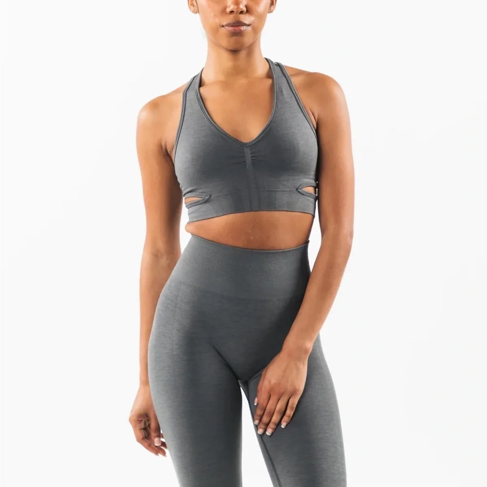 ALPHALETE Seamless V Neck Wrap Around Sports Bra Size 2XL Grey